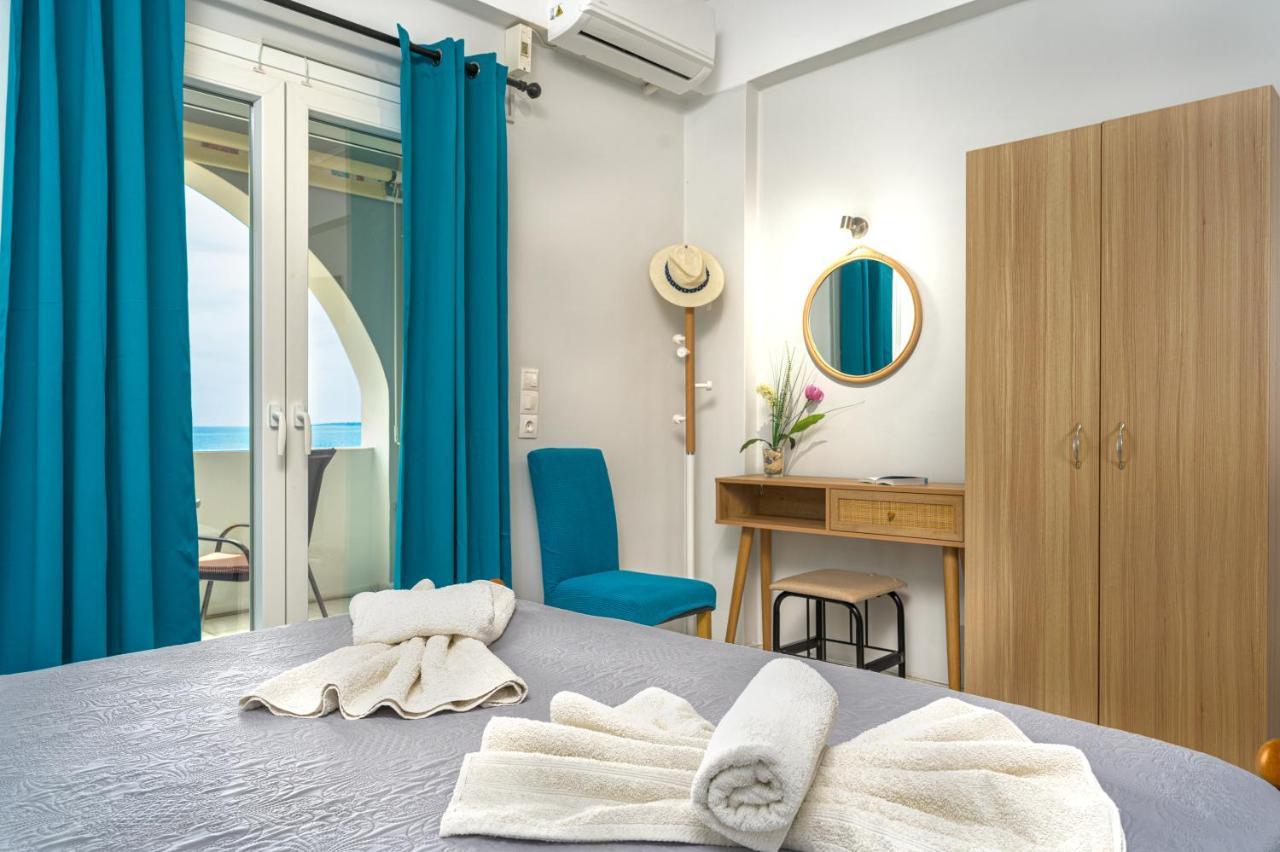 Elena'S Seafront Deluxe Studios Akrotiri  Extérieur photo