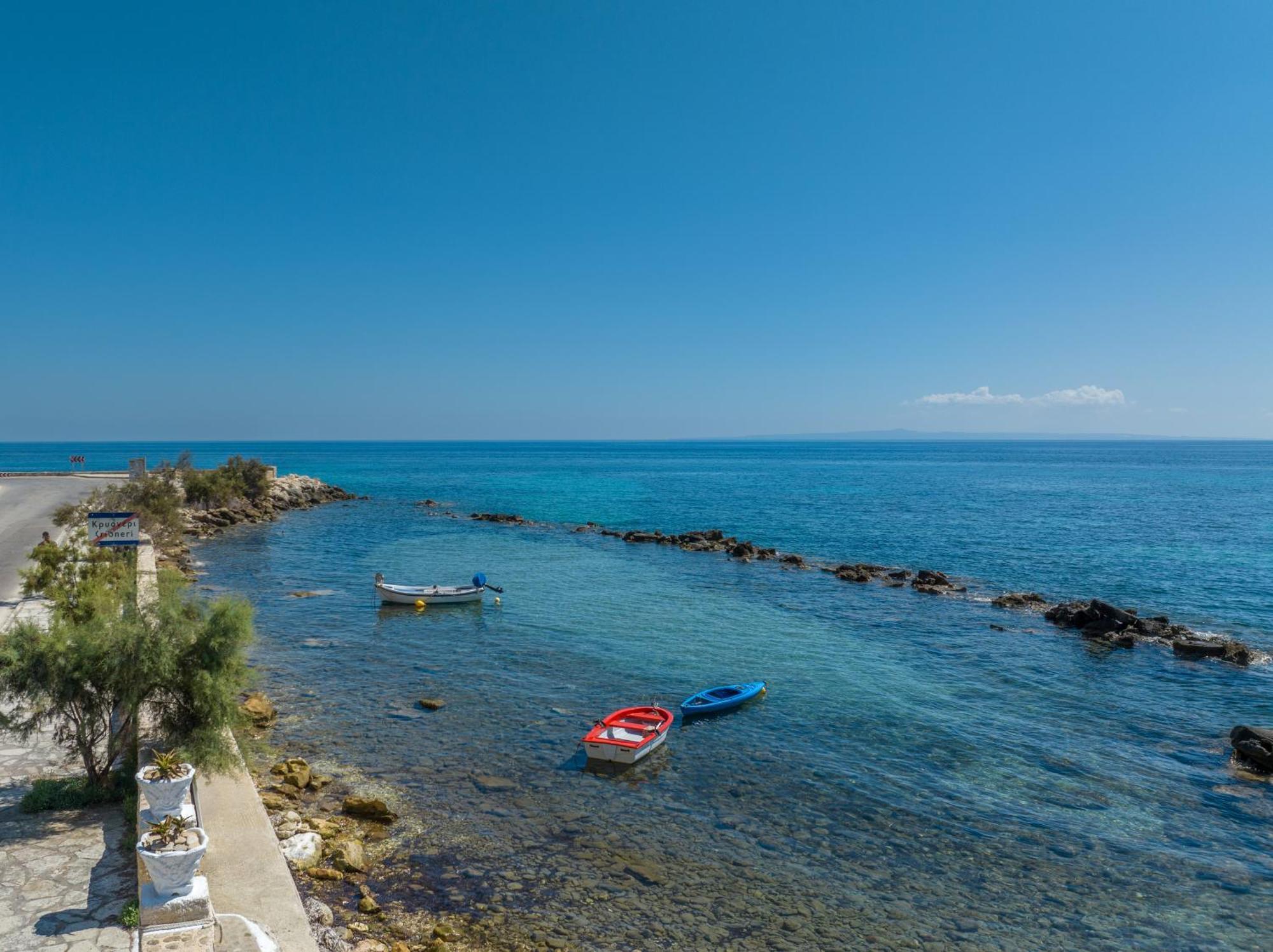 Elena'S Seafront Deluxe Studios Akrotiri  Extérieur photo